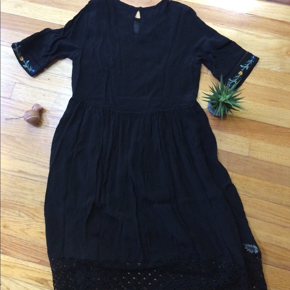 Embroidered Black and Floral Dress by Les Amis - Picture 5 of 5